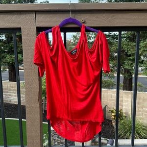 ♥️ Shoulder Free Bebe Blouse